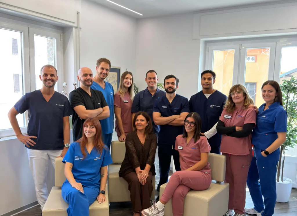 CHI SIAMO Dentista a Borgomanero